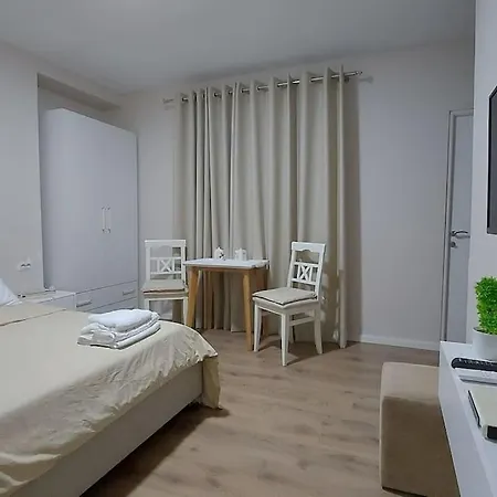 Tranquil Oasis For Two 公寓式酒店 Selitë e Vogël