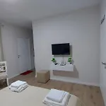 Tranquil Oasis For Two 公寓式酒店 Selitë e Vogël