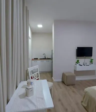 Lägenhetshotell Tranquil Oasis For Two