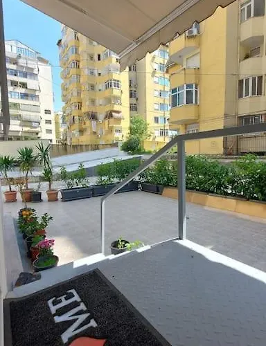 Tranquil Oasis For Two Selita e Vogel